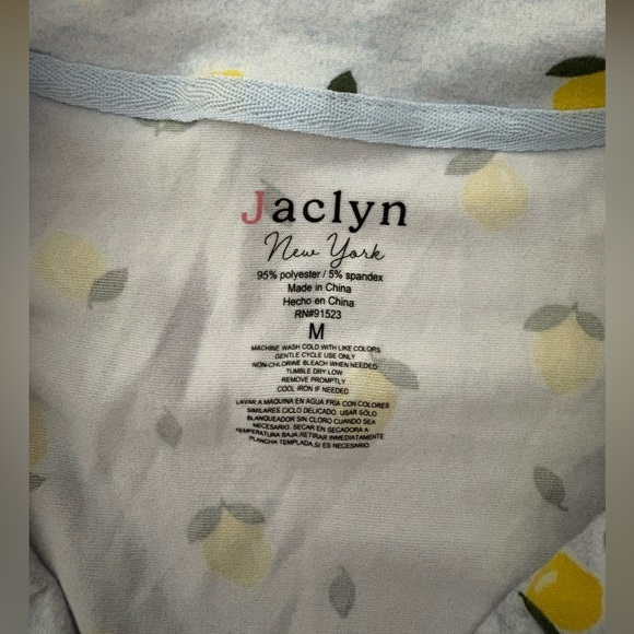 Jaclyn New York lemon print pj set - Picture 3 of 3